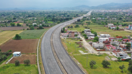 Soma-Dikili arasındaki Bergama çevre yolu açıldı